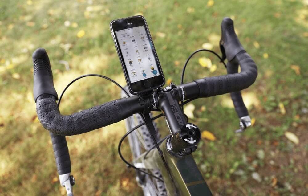 play pokemon go on a bike